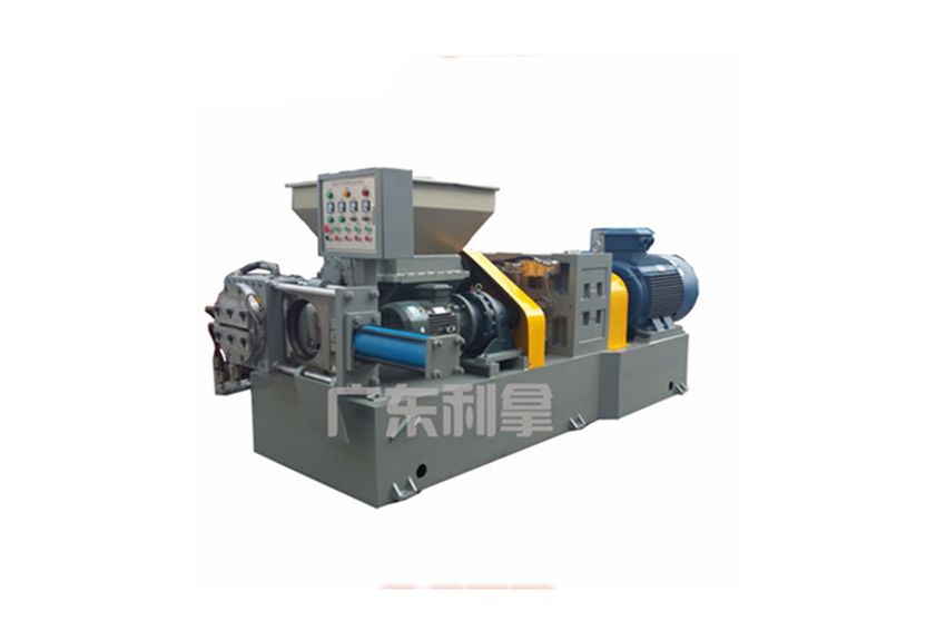 廣東利拿實(shí)業(yè)：創(chuàng)新設(shè)備引領(lǐng)行業(yè)，低溫橡膠過濾出片機(jī)、強(qiáng)制喂料擠出過濾機(jī)、電線電纜圧出機(jī)